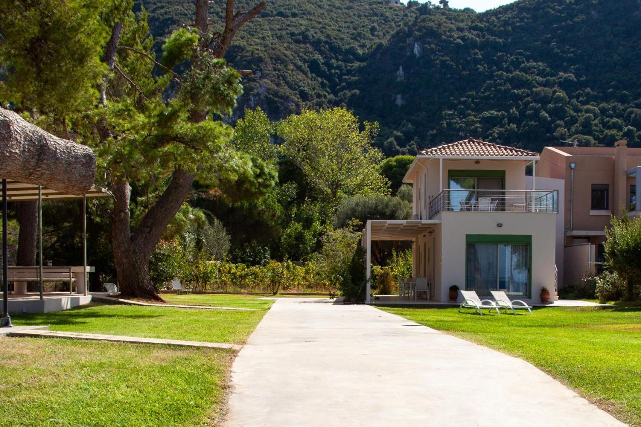 Brunello Seaside Apartments Lefkada City Bagian luar foto